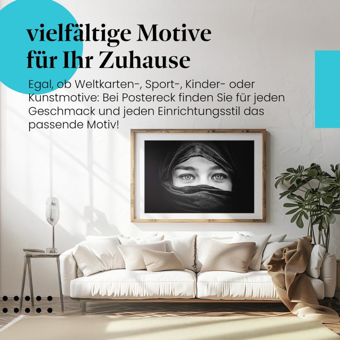 Stylisches Leinwandbild: Geheimnisvolle Augen - Porträt einer Frau mit Hidschab.